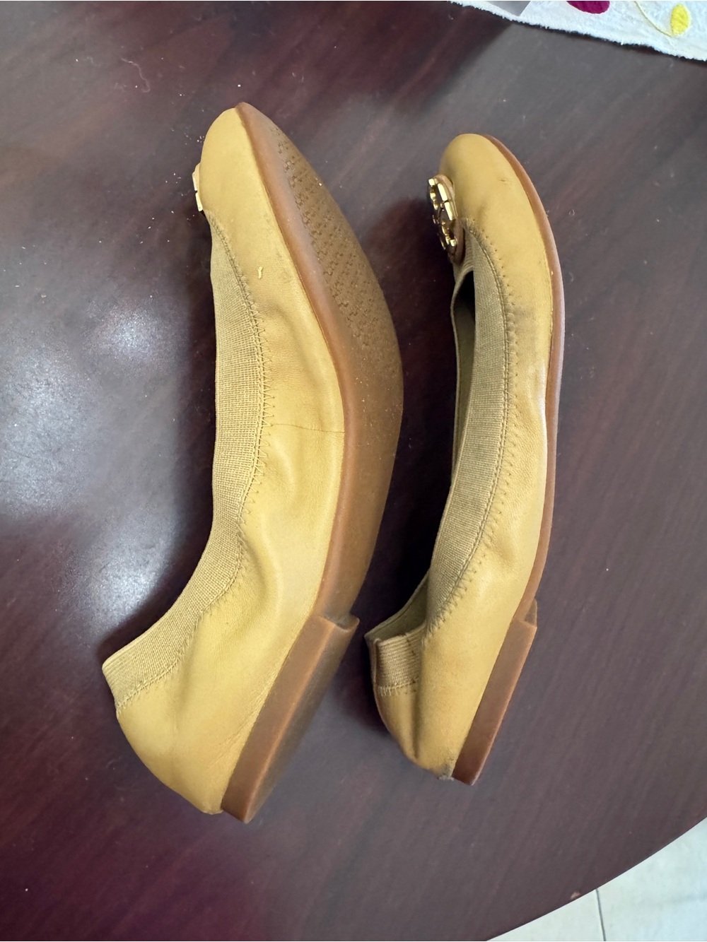 Tory Burch Mustard Leather Logo Ballet Flats - Picture 3 of 10